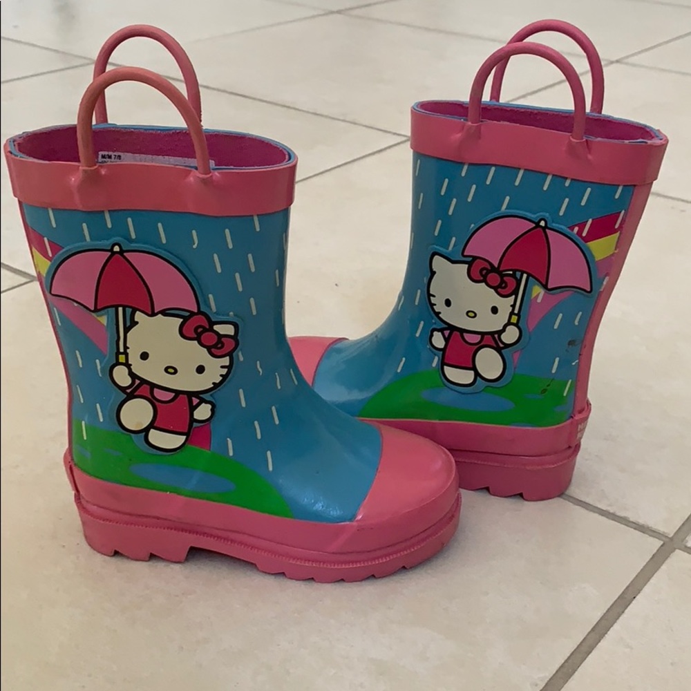 Hello Kitty Rainboots
